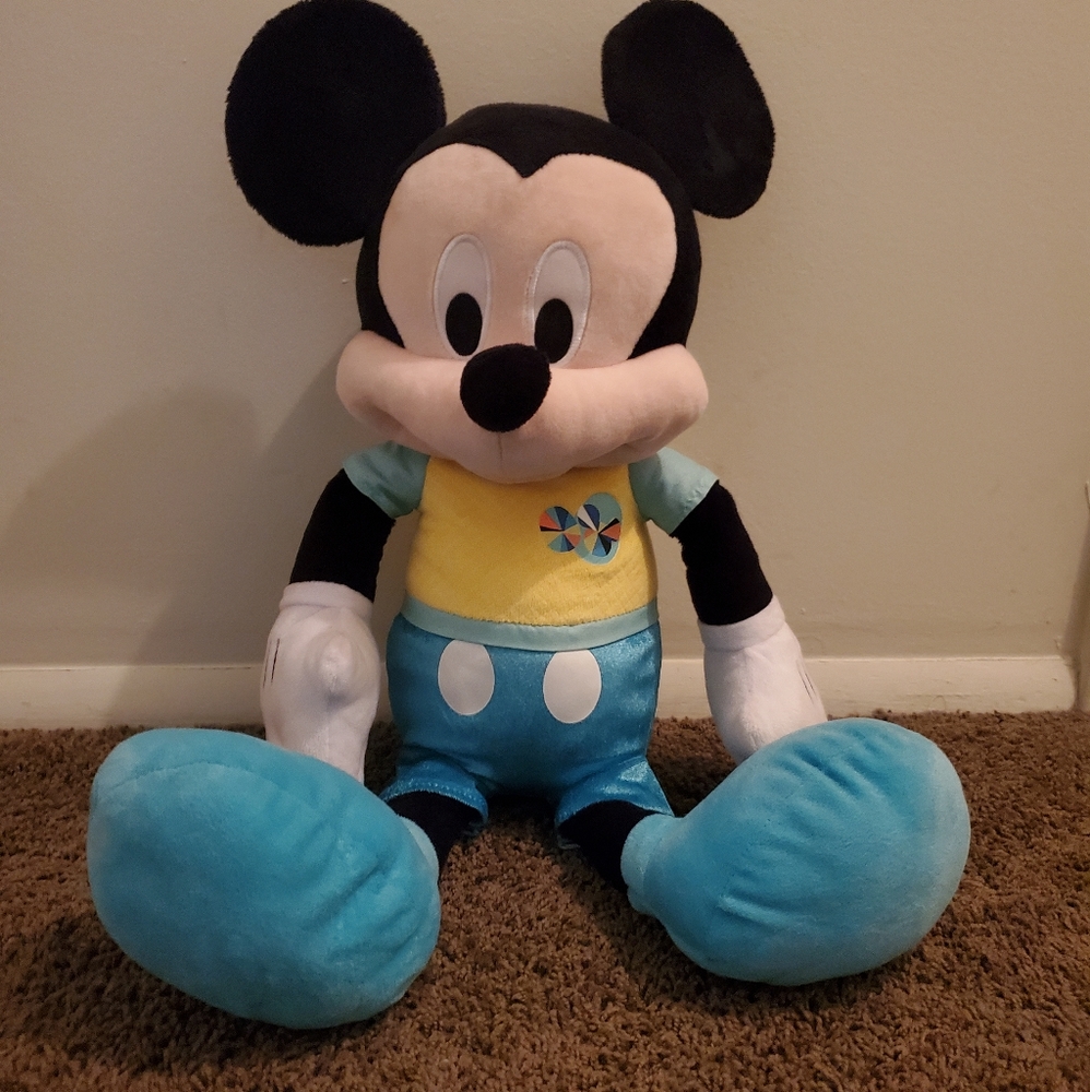 Large Easter Mickey